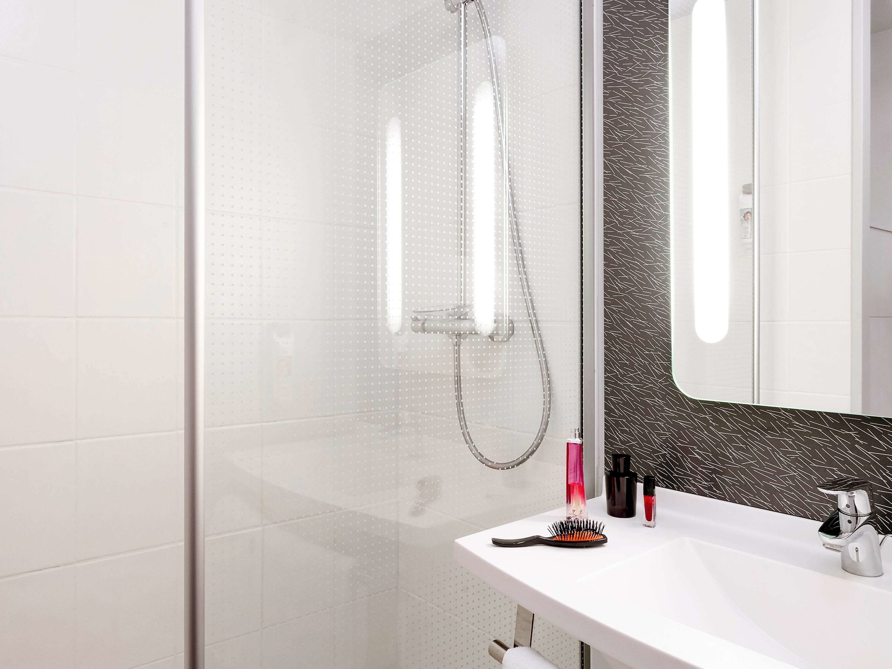 ibis roanne