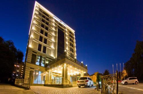 Plaza Hotel Bishkek,Dom Druzhby>>Bishkek,4 star