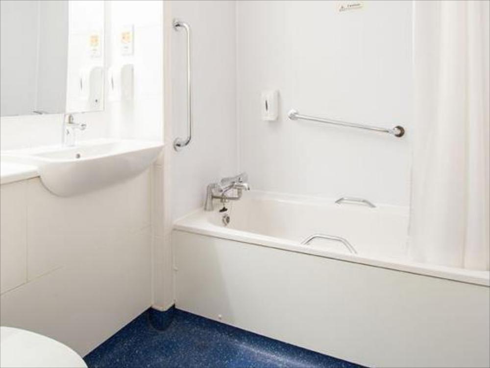 travelodge toddington m1 southbound