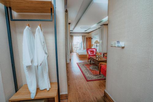 phuminh hotel riverside