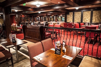 Dillons Hotel,Near Letterkenny Cathedral,4 star