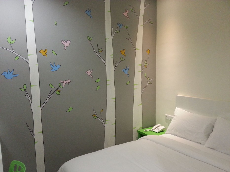 hotel strawberry fields