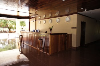 the grand riverside hotel