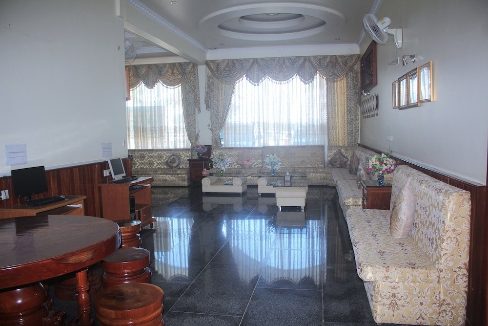 Monorom 2 Vip Hotel,Kampong Cham Riverside Park>>Kampong Cham,3 star