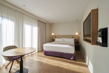 catalonia diagonal centro