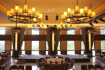 the great roots forestry spa resort