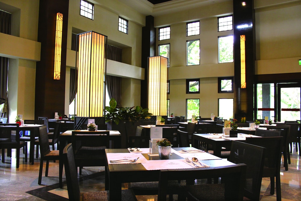 The Great Roots Forestry Spa Resort,New Taipei>>Luzhou,4 star