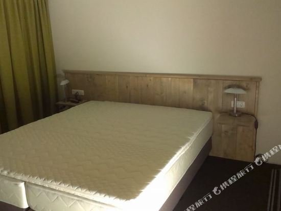 hotel taurus