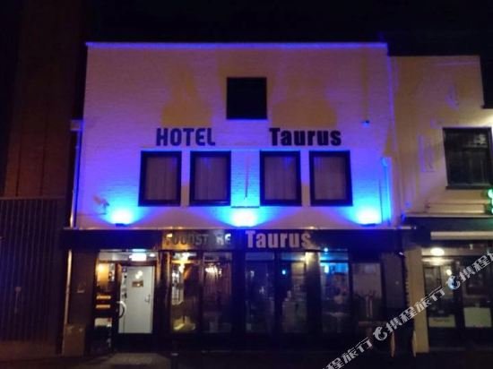hotel taurus