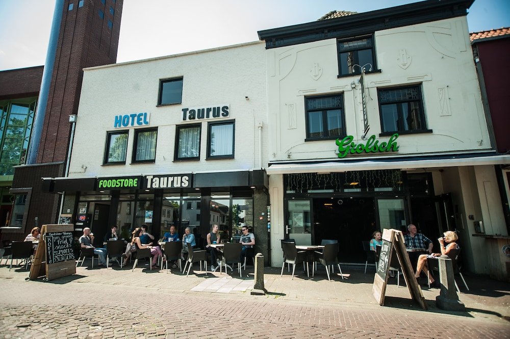 hotel taurus