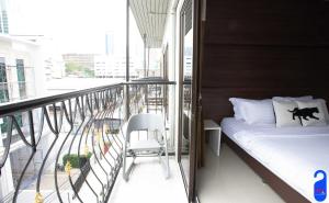 bed by city surawong patpong