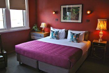 vine valley inn