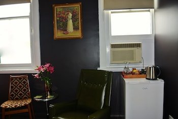 vine valley inn