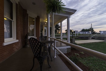 Grand Victorian Inn,Kentucky>>Bowling Green,3.5 star