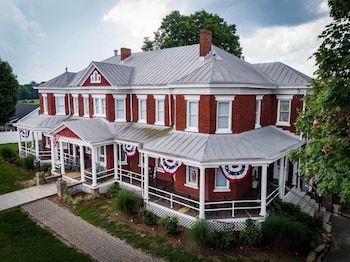 Grand Victorian Inn,Kentucky>>Bowling Green,3.5 star