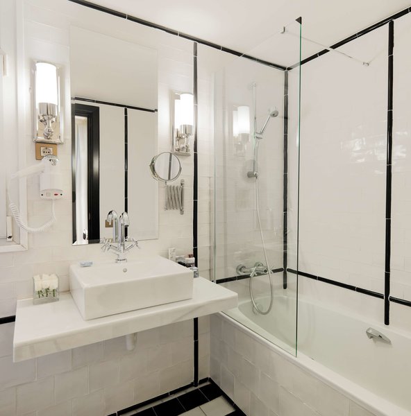 h10 catalunya plaza boutique hotel