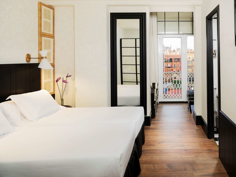 h10 catalunya plaza boutique hotel