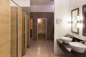 mida grande hotel dhavaravati nakhon pathom