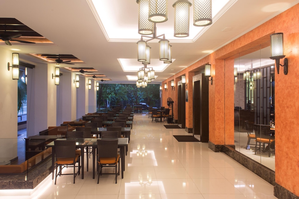 mida grande hotel dhavaravati nakhon pathom