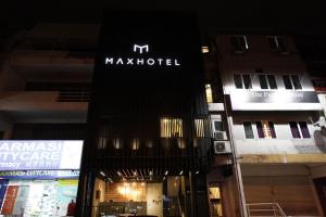 max hotel subang jaya