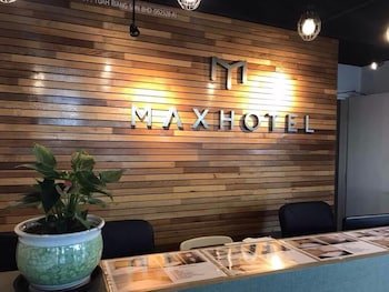 max hotel subang jaya