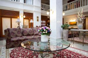 Atyrau Dastan Hotel,Oblakimata Park>>Atyrau,4 star
