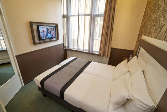hotel the bird
