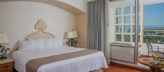 Club Regina Puerto Vallarta,Marina Vallarta>>Costa Careyes,4 star