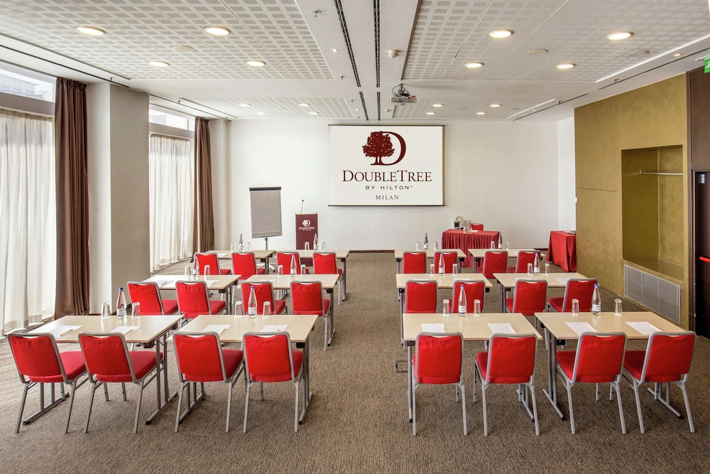 doubletree by hilton milan