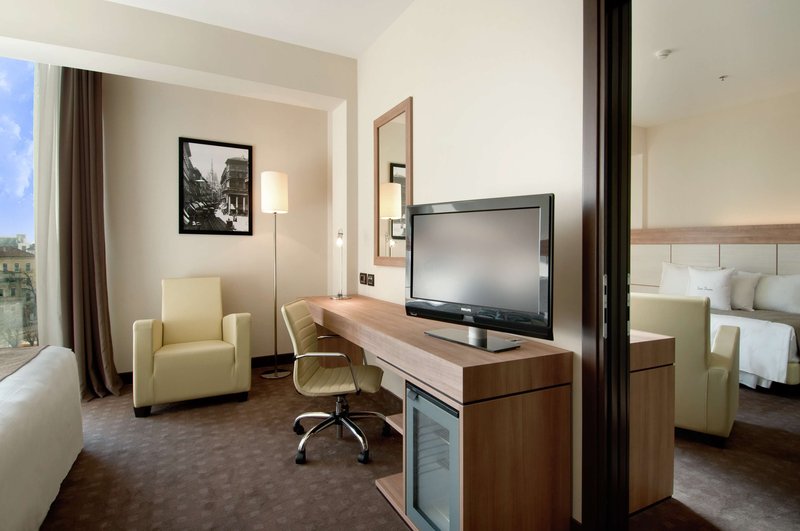 doubletree by hilton milan