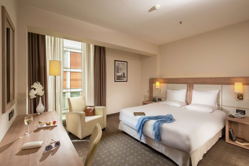 doubletree by hilton milan