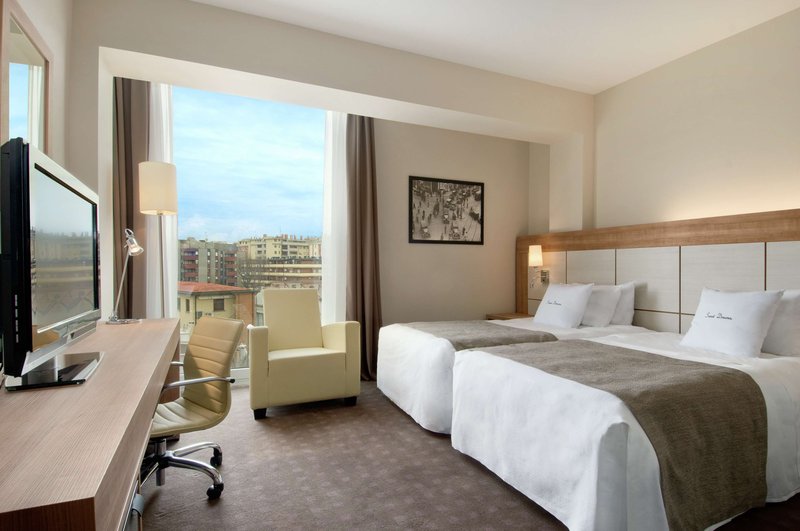 doubletree by hilton milan