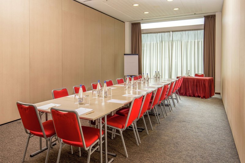 doubletree by hilton milan