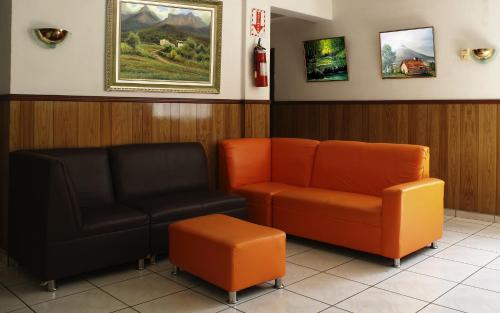 Hotel Manantiales El Salvador,Luis Poma Theater>>San Salvador,3 star