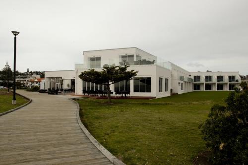 east pier hotel