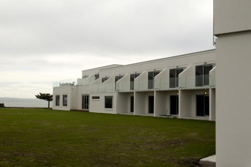 east pier hotel