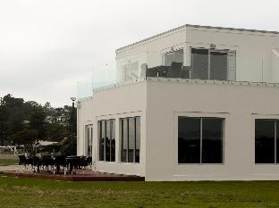 east pier hotel