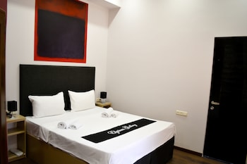 elysium gallery hotel