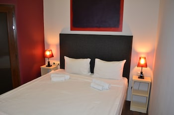 elysium gallery hotel