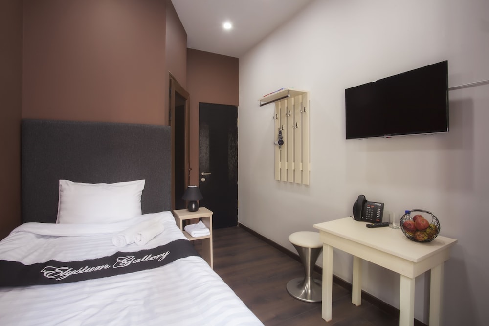 elysium gallery hotel