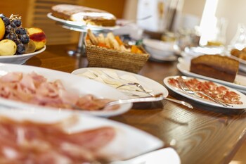 le scuole collemassari hospitality