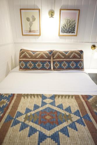 shaver lake village hotel