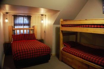 shaver lake village hotel