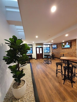 empire hotel goulburn