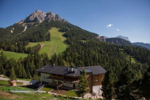 alpine hotel gran foda