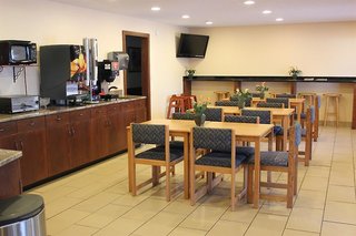 americas best value inn grand forks