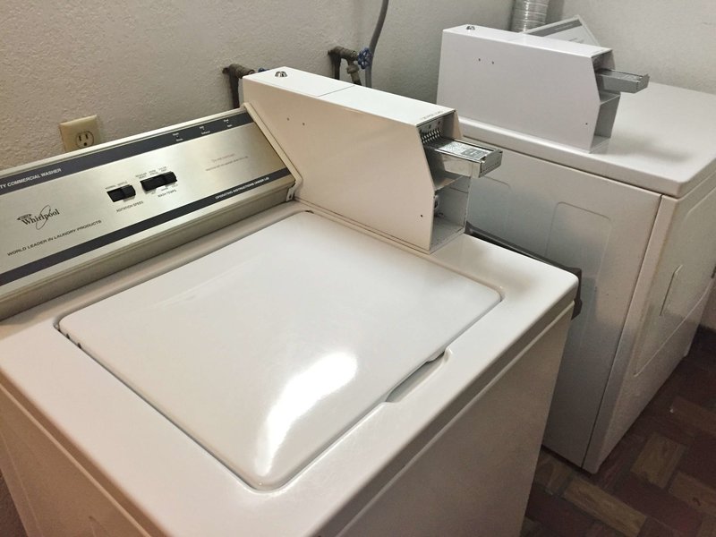 americas best value inn grand forks