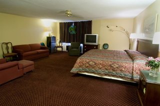 Americas Best Value Inn Foxboro,Massachusetts>>Foxboro,2 star