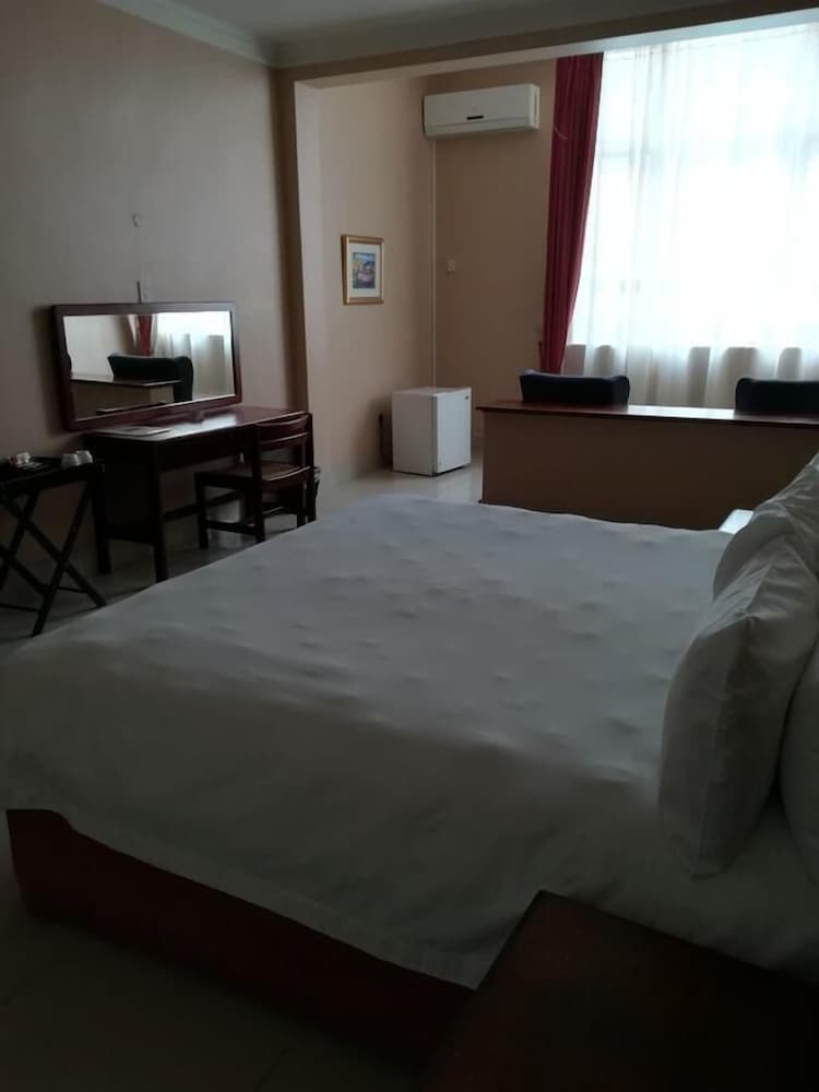 durban manor hotel and conference centre