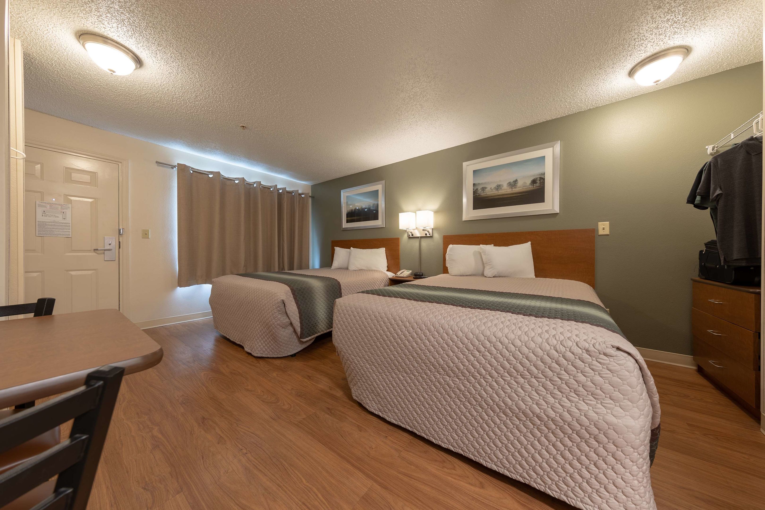 hometowne studios by red roof orlando ucf area